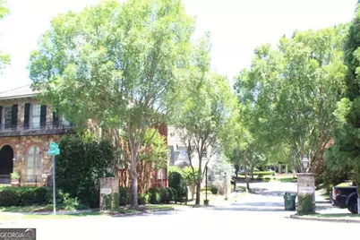 704 Longleaf Drive NE, Atlanta, GA 30342 - Photo 35
