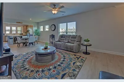 5724 Grapewood Street, Hoschton, GA 30548 - Photo 5