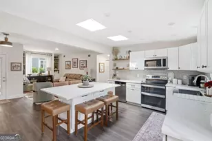 846 St Charles Ave NE, Atlanta, GA 30306 - Photo 9