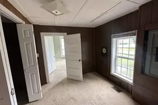 519 Harvey St, Millen, GA 30442 - Photo 9