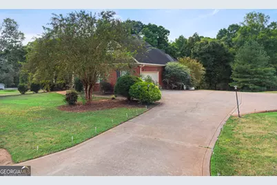 70 Line Drive, Newborn, GA 30056 - Photo 5