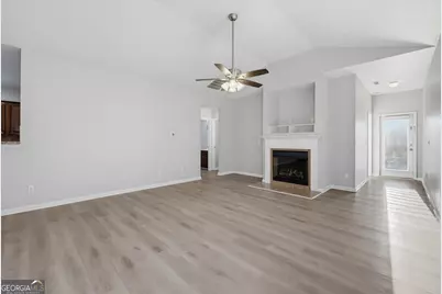 7923 Bluefin Trail, Union City, GA 30291 - Photo 5
