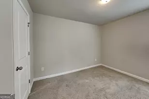 2146 Belmont Circle, Conyers, GA 30012 - Photo 9