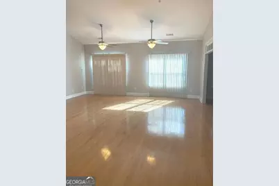1604 Commonwealth Circle, Newnan, GA 30263 - Photo 3