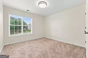 1422 Fountain Lakes Dr, Lawrenceville, GA 30043 - Photo 17