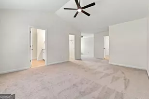 1422 Fountain Lakes Dr, Lawrenceville, GA 30043 - Photo 15