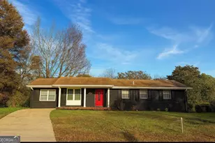 2958 Holcomb Ct, East Point, GA 30344 - Photo 1