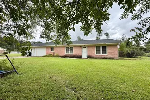 10 N Osage Ln, Hazlehurst, GA 31539 - Photo 1