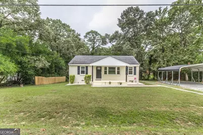 111 Benton Avenue, Warner Robins, GA 31088 - Photo 3