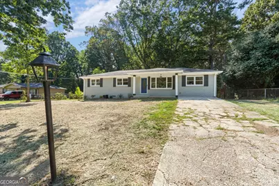 6963 Debbie Lane, Lithia Springs, GA 30122 - Photo 5
