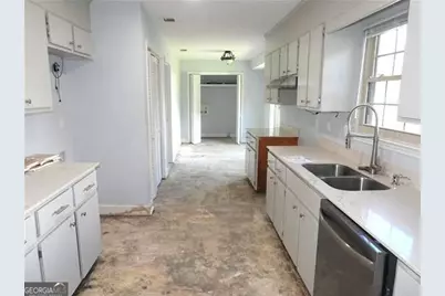 618 Madison Drive, Hinesville, GA 31313 - Photo 13