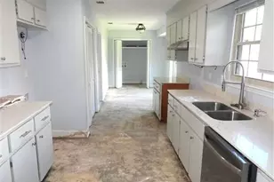 618 Madison Dr, Hinesville, GA 31313 - Photo 13