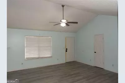 81 Crosby Drive, Hinesville, GA 31313 - Photo 3