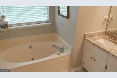 3257 Camens Way, Buford, GA 30519 - Photo 21
