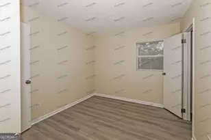 8355 Dunellen Ln, Jonesboro, GA 30238 - Photo 9