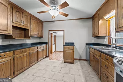 5682 Hartley Bridge Road, Macon, GA 31216 - Photo 13