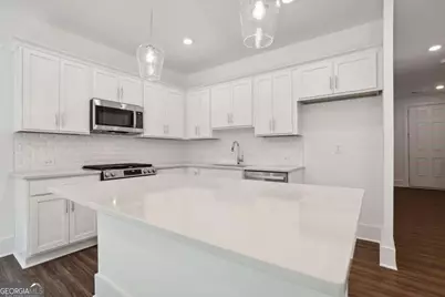 1621 Gunnin Trace NW, Atlanta, GA 30318 - Photo 9