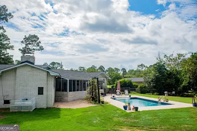 460 S College Street, Metter, GA 30439 - Photo 37