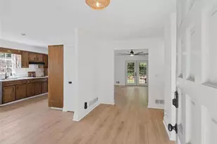 3167 Mountain Creek Ln NE, Roswell, GA 30075 - Photo 5