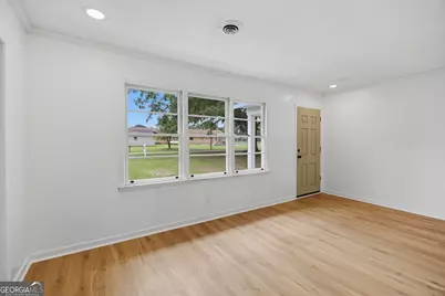 135 Pineview Road, Jackson, GA 30233 - Photo 9