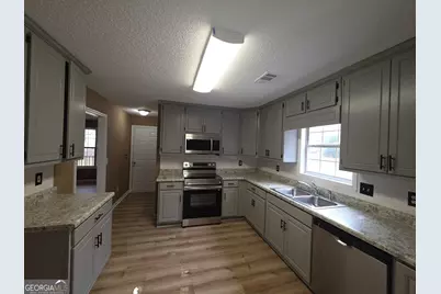 10282 Common Crossing, Jonesboro, GA 30238 - Photo 5
