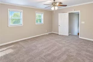 927 Magna Carta Dr NW, Atlanta, GA 30318 - Photo 21
