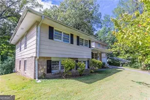 927 Magna Carta Dr NW, Atlanta, GA 30318 - Photo 31