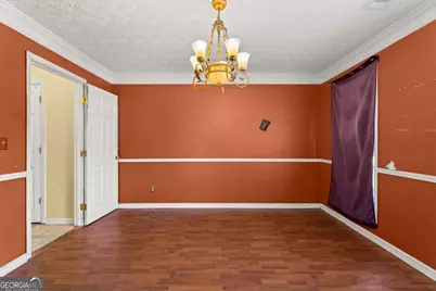 6833 Wynmeadow Drive, Stone Mountain, GA 30087 - Photo 11