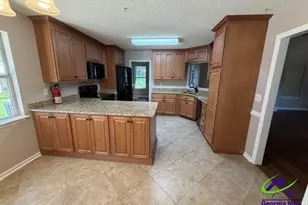 1201 Panola Cir, Warner Robins, GA 31088 - Photo 7