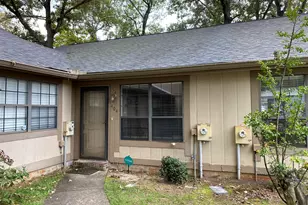 404 Tallulah Trail, Warner Robins, GA 31088 - Photo 1