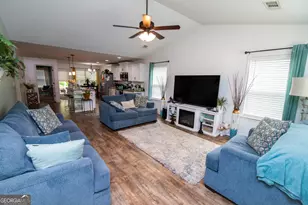 215 Allentown Ln, Macon, GA 31216 - Photo 5