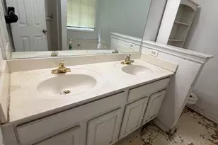 5716 Wylake Dr, Norcross, GA 30093 - Photo 11