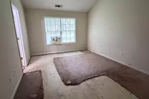 5716 Wylake Dr, Norcross, GA 30093 - Photo 9