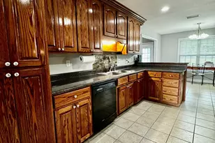 4159 Conway Cir, Valdosta, GA 31605 - Photo 13