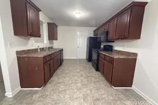 1095 Mcconaughy Ct, McDonough, GA 30253 - Photo 5