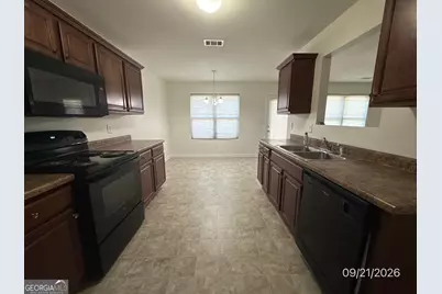 1095 McConaughy Court, McDonough, GA 30253 - Photo 7