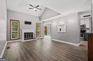 873 Edgewater Cir, Marietta, GA 30062 - Photo 7
