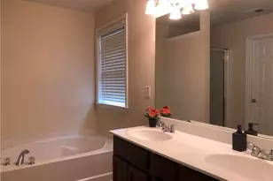 33 Jekyll Dr, Marietta, GA 30066 - Photo 9