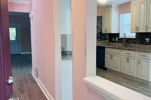 563 Crestridge Ct, Stone Mountain, GA 30083 - Photo 3
