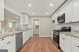 605 Lee Blvd, Savannah, GA 31405 - Photo 9