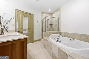 2881 Peachtree Rd NE, Atlanta, GA 30305 - Photo 27