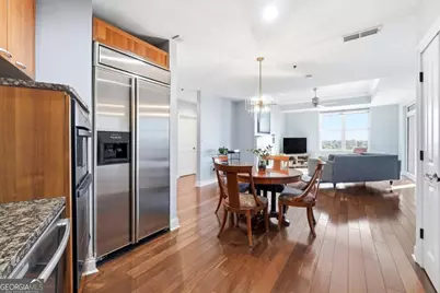 2881 Peachtree Road NE #902, Atlanta, GA 30305 - Photo 17