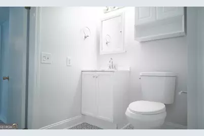 1425 Southland Vista Courts NE, Atlanta, GA 30329 - Photo 11