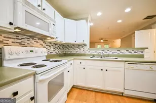 1035 Barnett Shoals Rd, Athens, GA 30605 - Photo 11