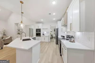 370 Harbour Shores Drive, Jackson, GA 30233 - Photo 21