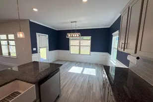 304 Magnolia Villas Dr, Cornelia, GA 30531 - Photo 5