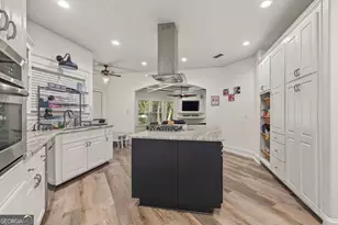 1804 River Pointe Dr, Albany, GA 31701 - Photo 11