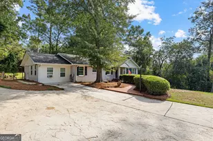 2935 Victoria Cir, Macon, GA 31204 - Photo 3