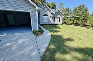 574 Hickeria Way, Winder, GA 30680 - Photo 3