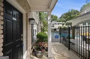 2232 Dunseath Ave NW, Atlanta, GA 30318 - Photo 5
